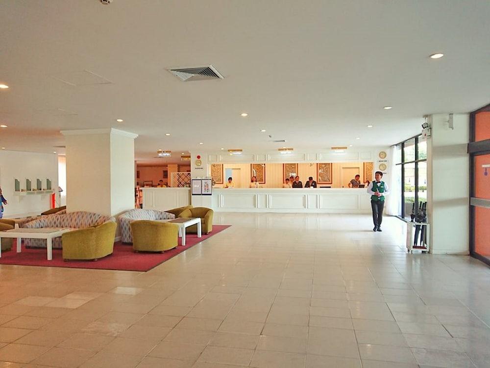 Ambassador City Jomtien Garden Wing 梭桃邑 外观 照片